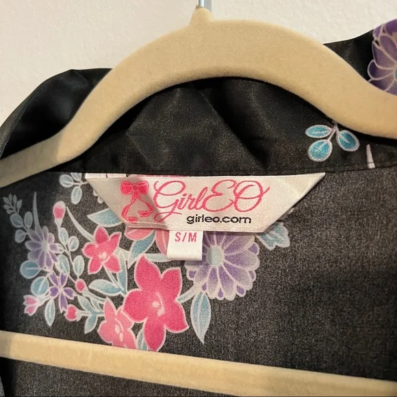 Floral Robe - Picture 4 of 4